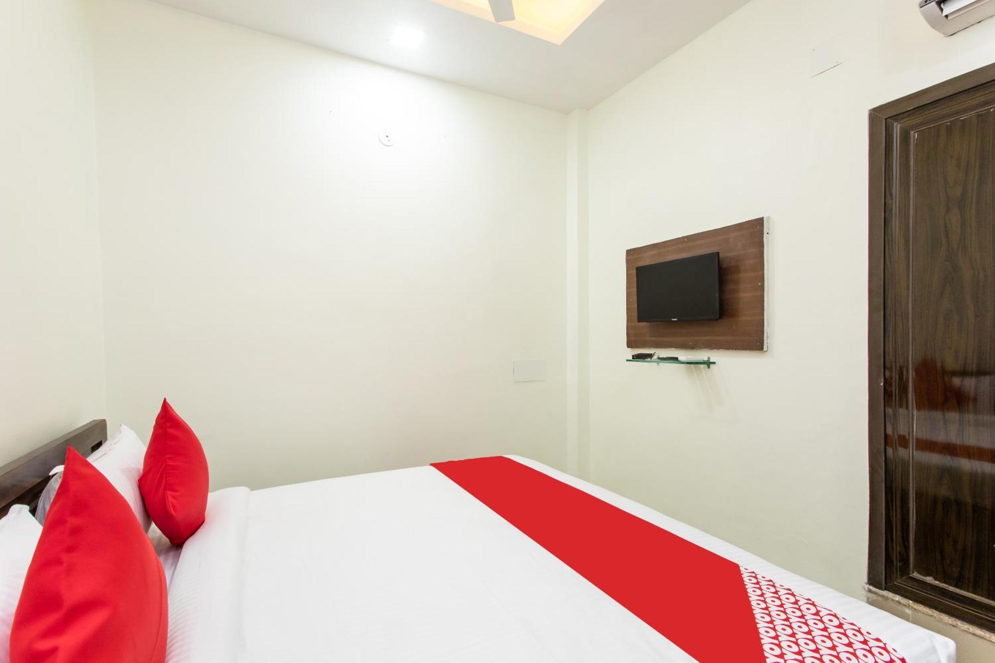Hotel O Manjulam Regency Indore